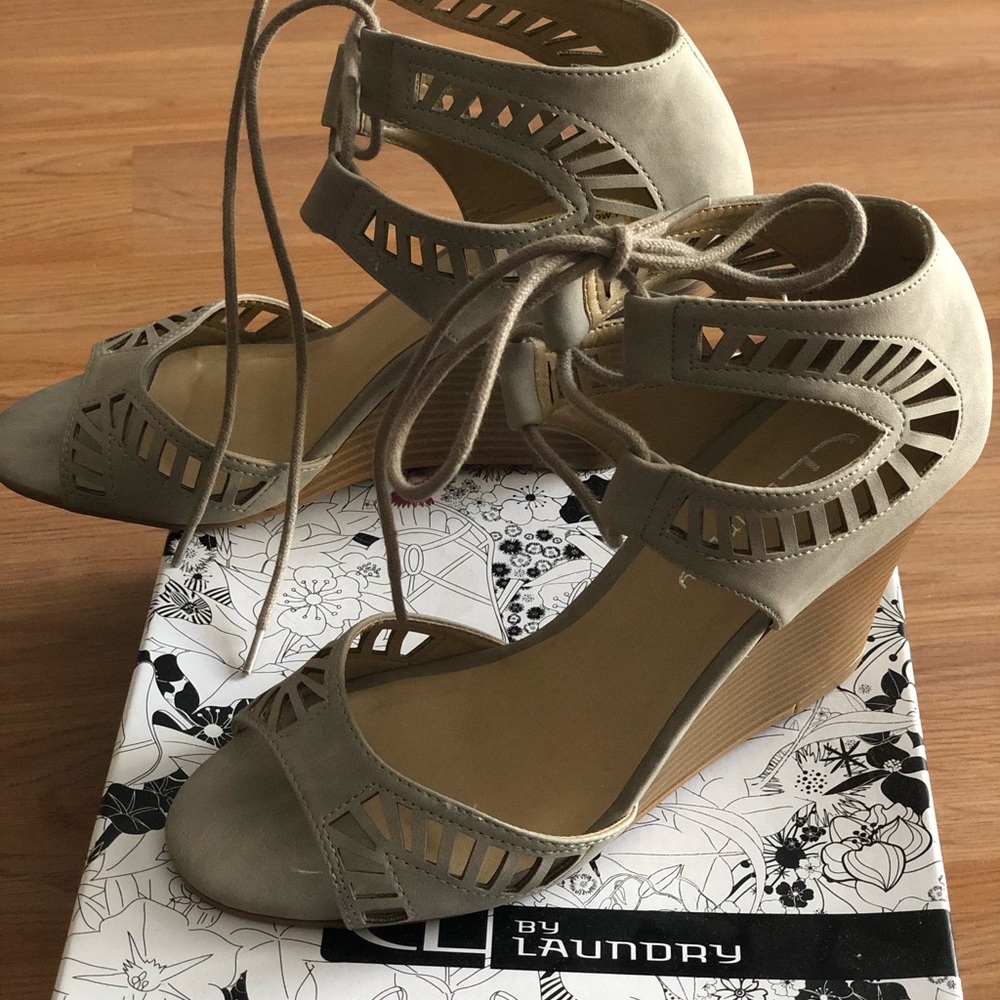 Brand new Chinese Laundry Wedge Sandal